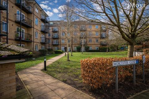 2 bedroom flat to rent, 5 Worcester Close, London SE20