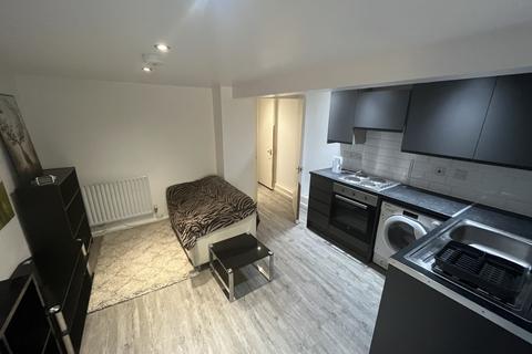 1 bedroom apartment to rent, Archery Road, Leeds, West Yorkshire, LS2