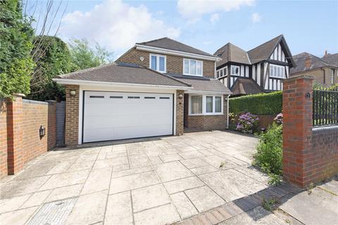 4 bedroom detached house to rent, Nelson Road, New Malden