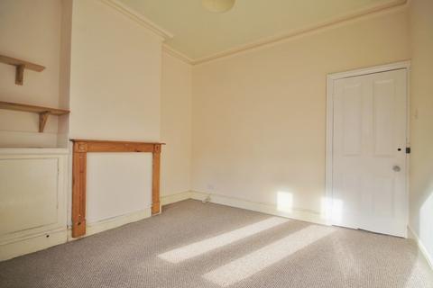 2 bedroom terraced house to rent, Latimer Street, West End, Leicester LE3