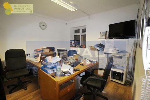 Warehouse to rent - 2 Offices/Warehouses/Storage Spaces to rent - Deans Lane, Edgware HA8