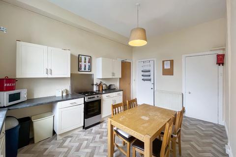 4 bedroom flat to rent, East Preston Street, Newington, Edinburgh, EH8