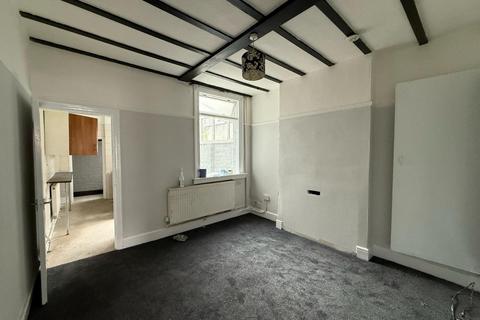 2 bedroom terraced house to rent, Solihull Road, Sparkhill