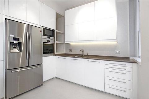 3 bedroom flat to rent, Iverna Court, Kensington, London