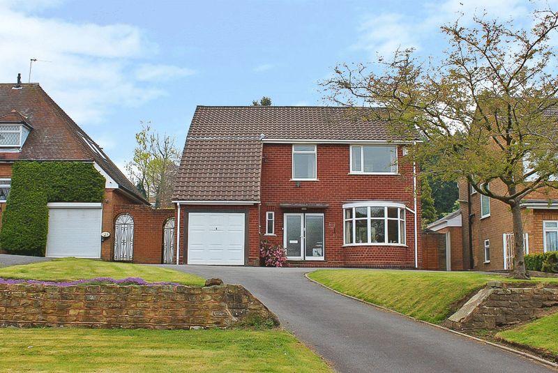 Cotwall End Road, SEDGLEY, DY3 3YG 3 bed detached house £300,000