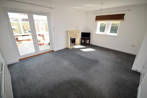 2 bedroom bungalow to rent, Helvellyn Rise, Carlisle