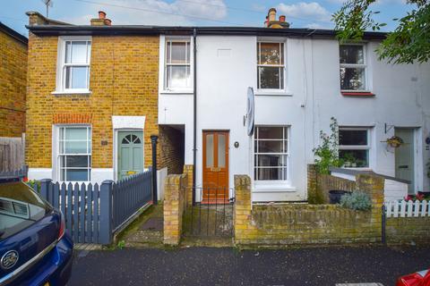 2 bedroom cottage to rent, Latimer Road, Teddington