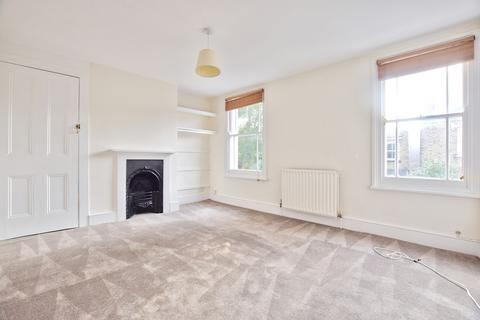 2 bedroom cottage to rent, Latimer Road, Teddington