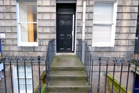 1 bedroom flat to rent, Montague Street, Newington, Edinburgh, EH8