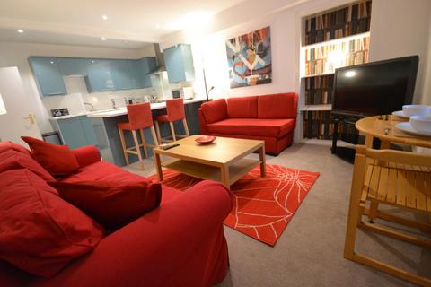 1 bedroom flat to rent, Montague Street, Newington, Edinburgh, EH8