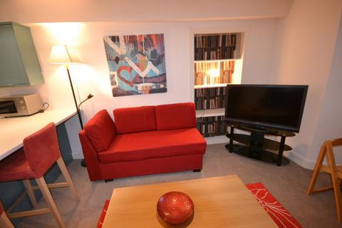 1 bedroom flat to rent, Montague Street, Newington, Edinburgh, EH8