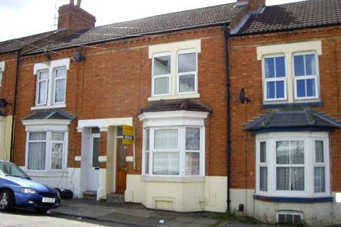 4 bedroom terraced house to rent - LESLIE ROAD, Northampton