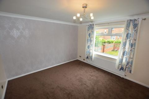 2 bedroom terraced house to rent, Kent Close, Worksop