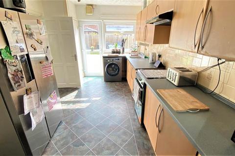 3 bedroom terraced house for sale, Beeston Green, Ellesmere Port