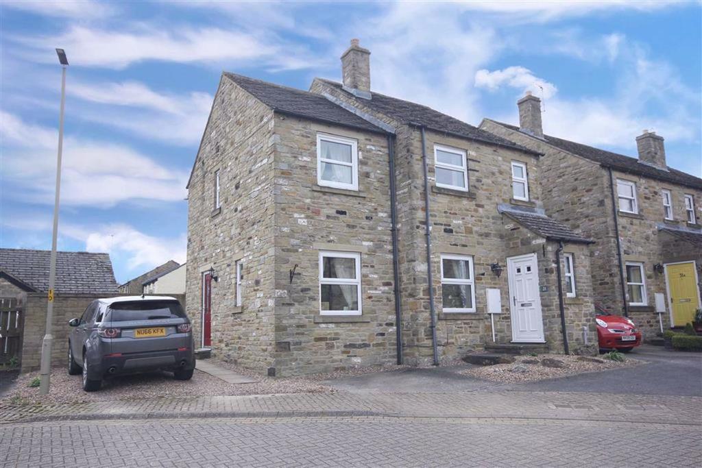 The Springs, Middleham, North Yorkshire 3 bed detached house £245,000
