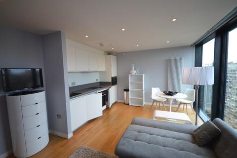 1 bedroom flat to rent - Simpson Loan, Central, Edinburgh, EH3