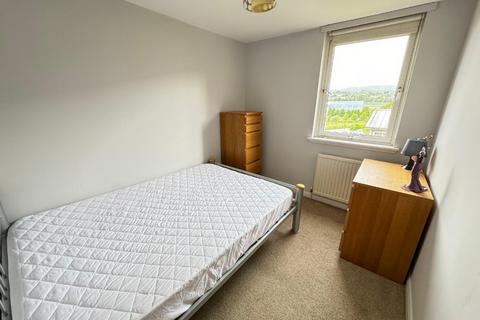 2 bedroom flat to rent, Windsor Crescent, Clydebank, West Dunbartonshire, G81