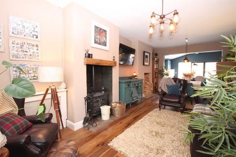 3 bedroom end of terrace house for sale, Cranford Avenue, Knutsford