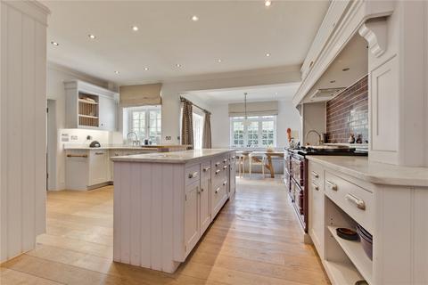 6 bedroom detached house to rent, Ranmore Common, Dorking, Surrey, RH5