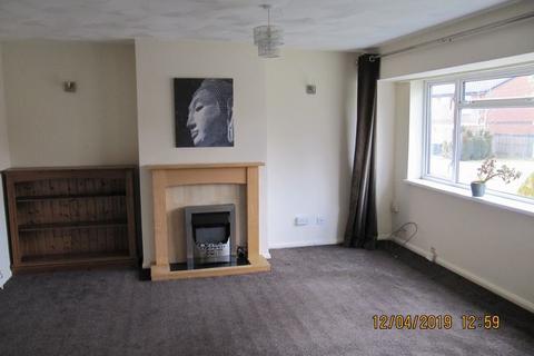 2 bedroom flat to rent, Jockey Fields, Dudley