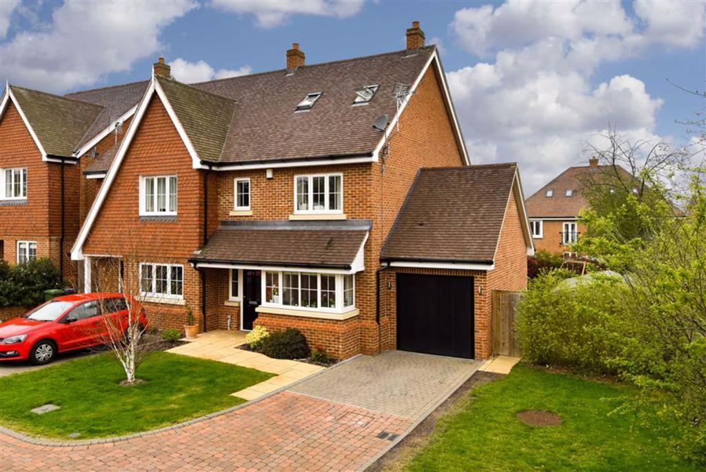 Elder Close, Epsom, Surrey 4 bed semidetached house £625,000