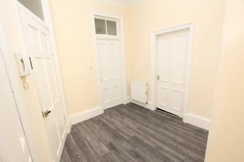 2 bedroom flat to rent, Holmlea Road, Cathcart G44