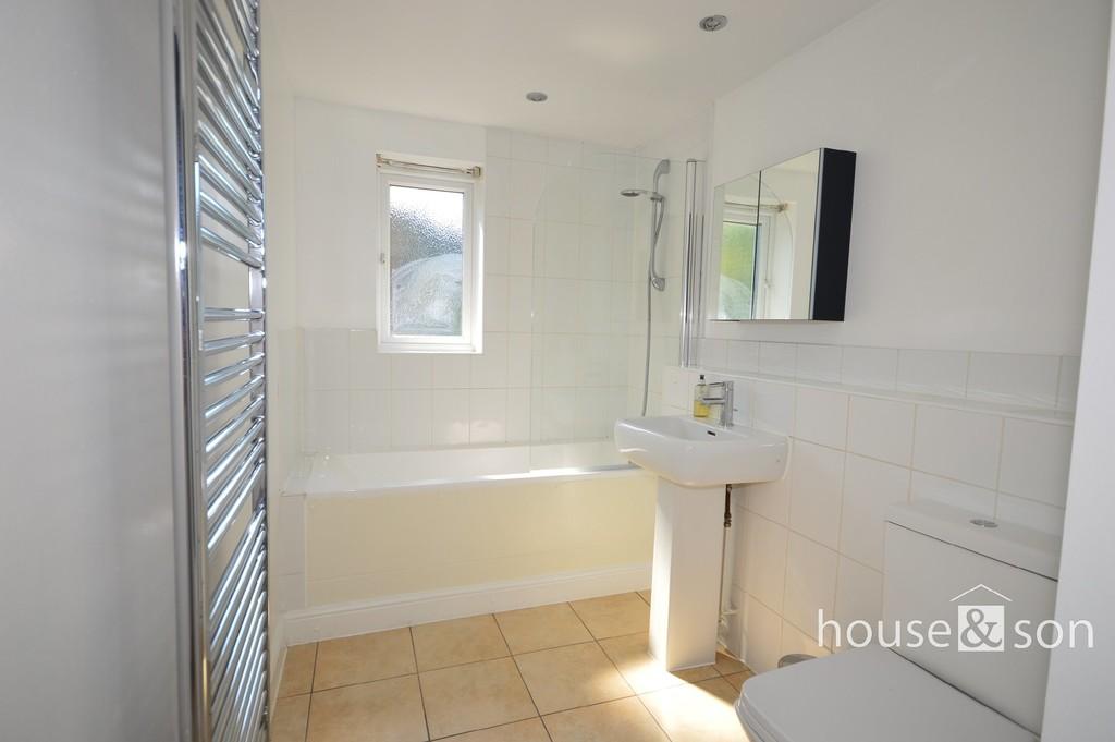 Apartment in Bournemouth - View 3