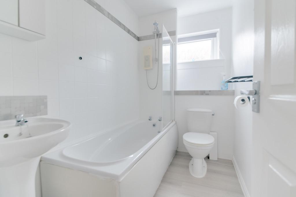 29 Shire Way-4