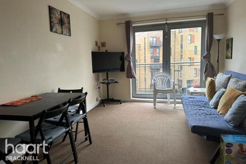 2 bedroom apartment to rent, Kelvin Gate, Bracknell