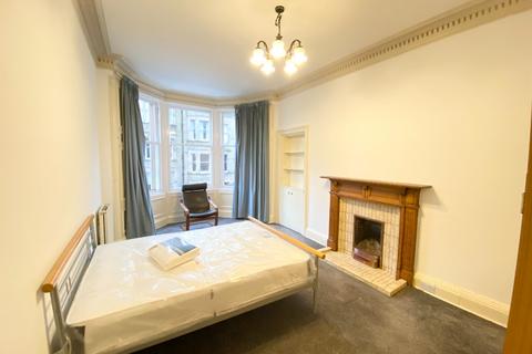 4 bedroom flat to rent, Montpelier Park, Bruntsfield, Edinburgh, EH10