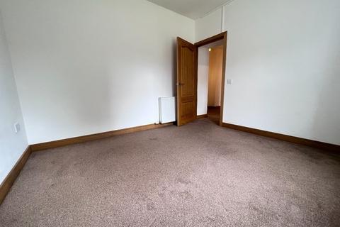 3 bedroom flat to rent, Milnbank Road, West End, Dundee, DD1