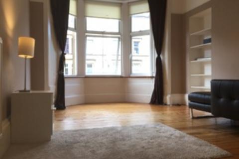 2 bedroom flat to rent - 7 Lawrence Street