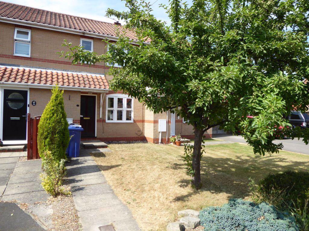30 The Paddock, Adwick Le Street, DN6 7HE 2 bed townhouse £525 pcm (£
