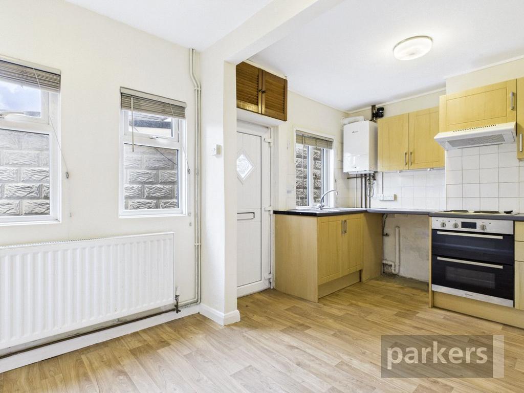 Kitchen/Dining Area