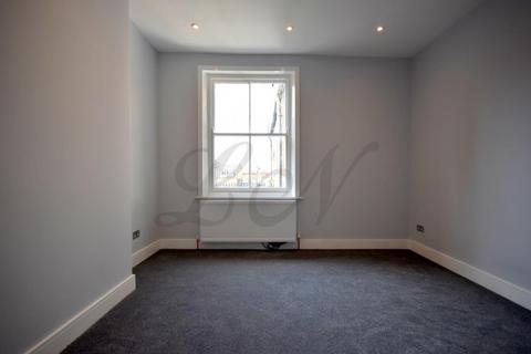 2 bedroom flat to rent, Cranworth Gardens, Oval, SW9