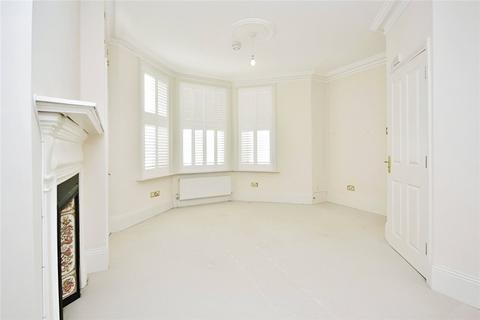 2 bedroom apartment to rent, York Road, Guildford, Surrey, GU1