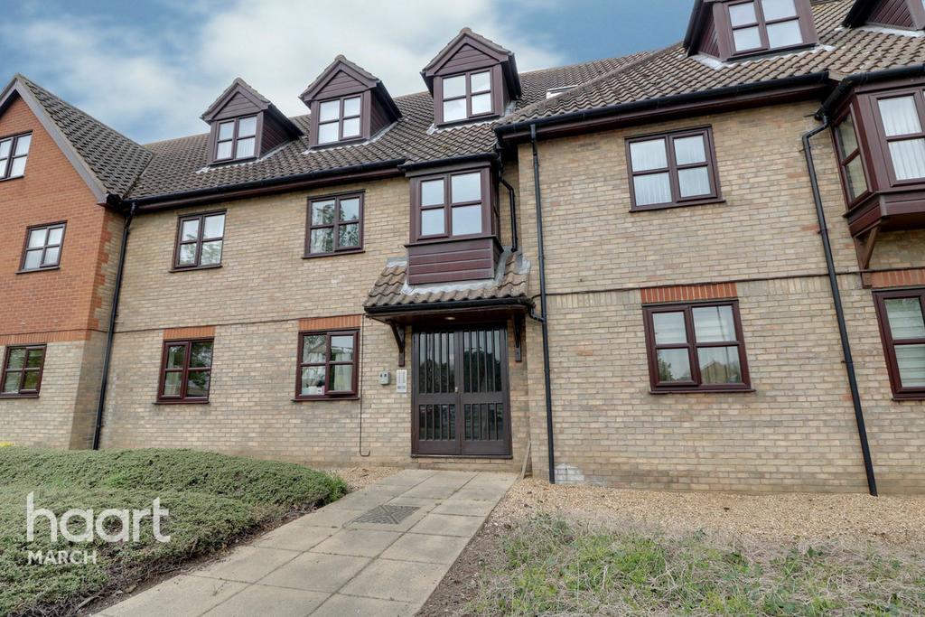 Station Road, March 1 bed flat £85,000