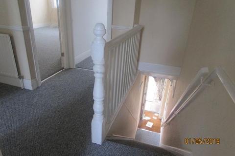 2 bedroom flat to rent - Lovelace Avenue, Southend-On-Sea