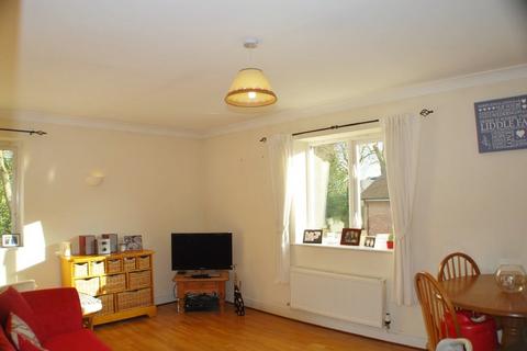 2 bedroom apartment to rent, The Lyons, Tonbridge TN9