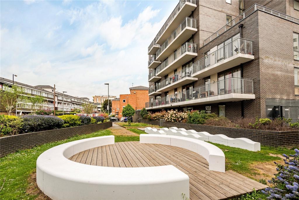 Apartment in London - View 5