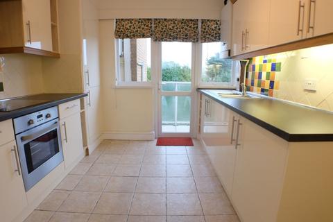 2 bedroom flat to rent - Brynfield Court, Langland, Swansea, SA3