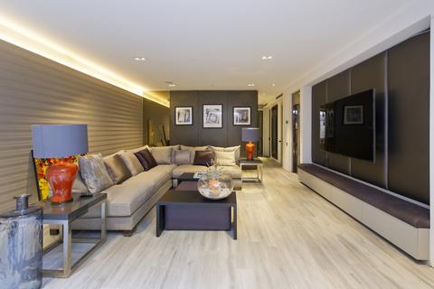 7 bedroom detached house to rent, Palace Court, London, W2