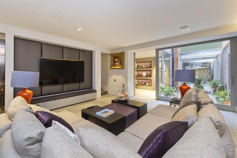 7 bedroom detached house to rent, Palace Court, London, W2