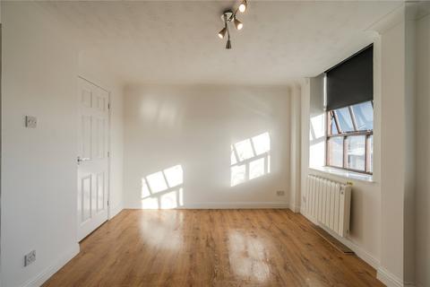 1 bedroom apartment to rent, Victoria Court, Victoria Street, Grimsby, N E Lincolnshire, DN31