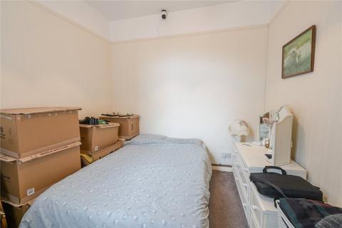 2 bedroom apartment for sale, Ainslie Street, Grimsby, N E Lincs, DN32