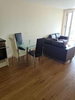 2 bedroom flat share to rent, 17.1 Calais House, Calais Hill, Leicester, LE1