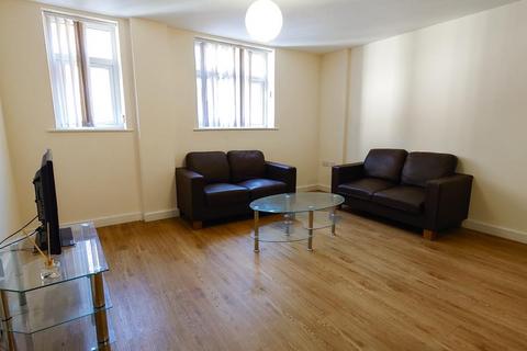 2 bedroom flat to rent, Calais House, 30 Calais Hill, Leicester
