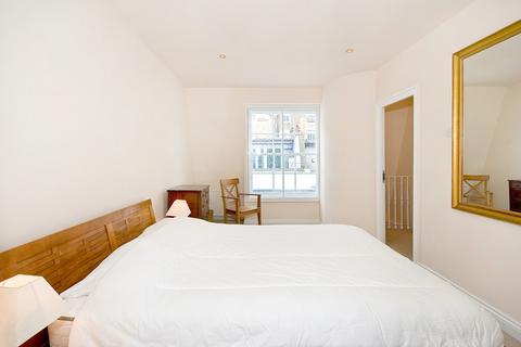 3 bedroom mews to rent, Ennismore Mews, Knightsbridge SW7