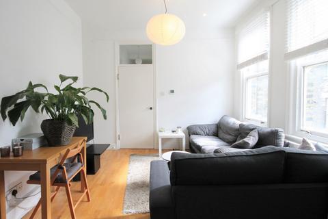 3 bedroom flat to rent, Cathcart Hill, Dartmouth Park Hill, N19