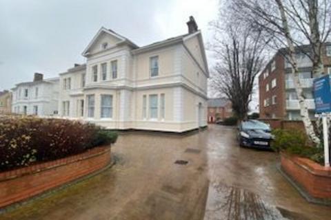 2 bedroom apartment to rent, Buckingham Lodge